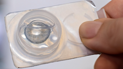 Can Contact Lenses Damage your Eyes? 