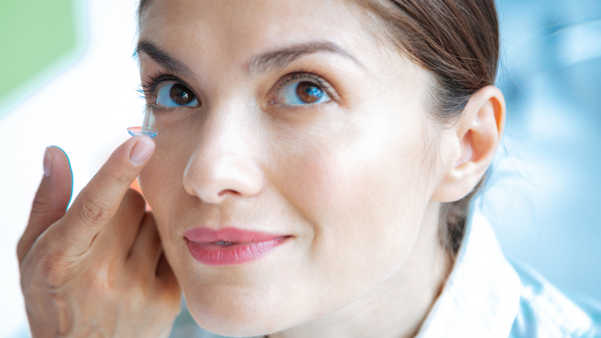 Is it safe to wear contact lenses every day? 